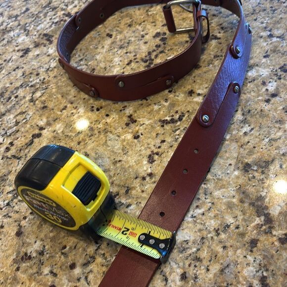 Brown Leather Belt Large 39" Aventura Hubbard nail head - Picture 6 of 6
